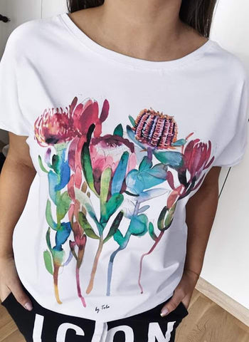 White T-shirt with spring's flowers
